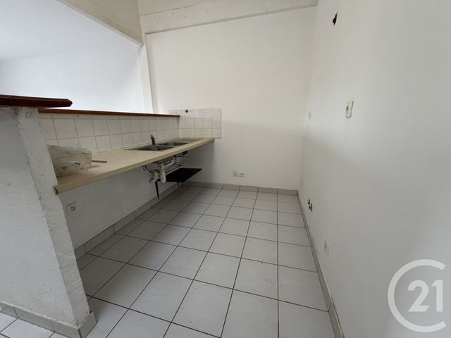 Appartement F3 &agrave; louer - 3 pi&egrave;ces - 63,30 m2 - Pont Ste Maxence - 60 - PICARDIE