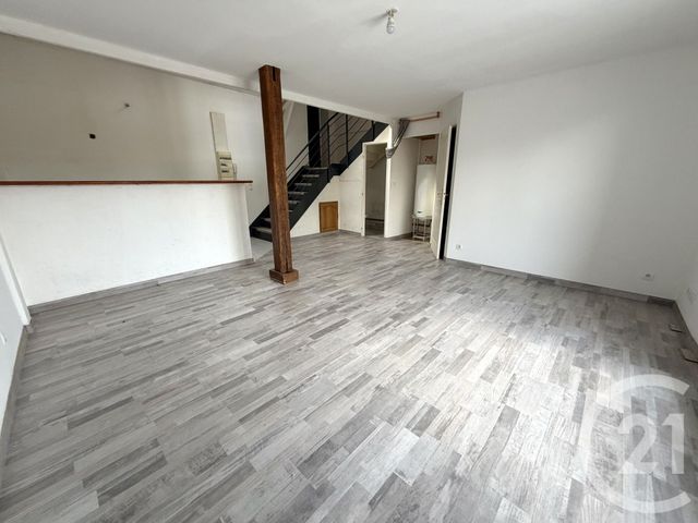 Appartement F3 &agrave; louer - 3 pi&egrave;ces - 63,30 m2 - Pont Ste Maxence - 60 - PICARDIE