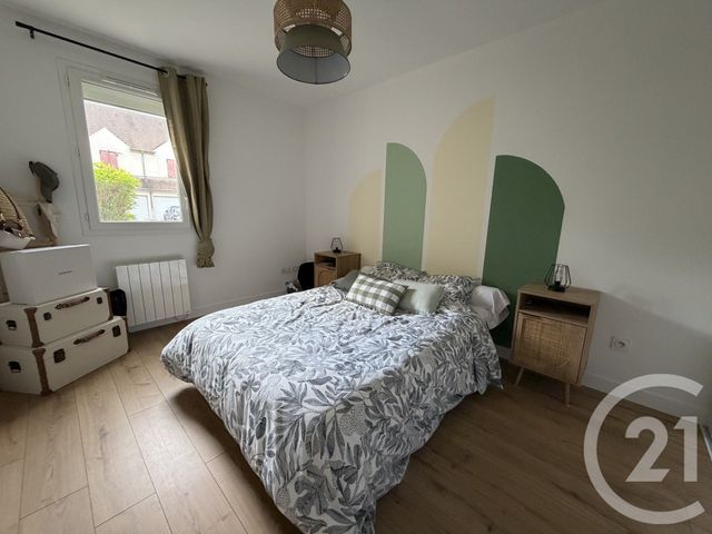 Appartement F2 &agrave; louer - 2 pi&egrave;ces - 51,90 m2 - Verneuil En Halatte - 60 - PICARDIE