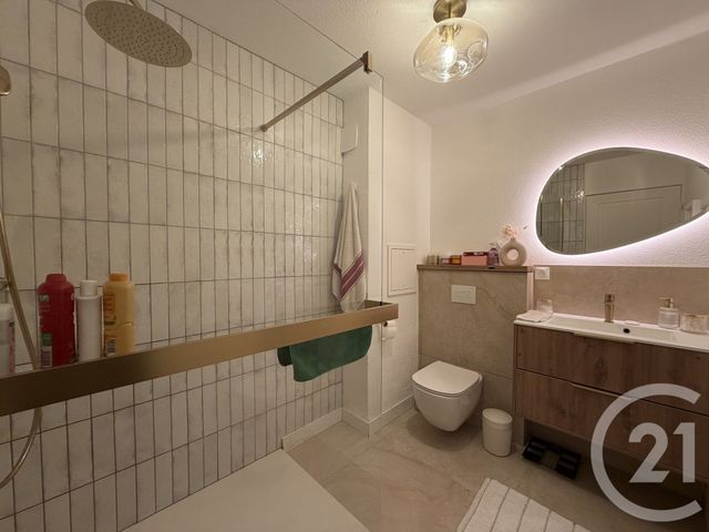 Appartement F2 &agrave; louer - 2 pi&egrave;ces - 51,90 m2 - Verneuil En Halatte - 60 - PICARDIE