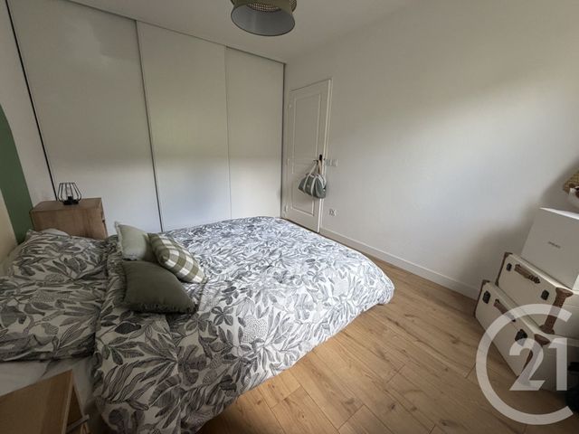 Appartement F2 &agrave; louer - 2 pi&egrave;ces - 51,90 m2 - Verneuil En Halatte - 60 - PICARDIE