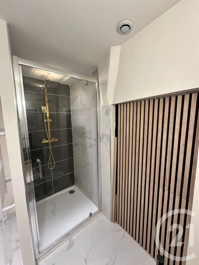 Appartement F2 &agrave; louer - 2 pi&egrave;ces - 31,61 m2 - Pont Ste Maxence - 60 - PICARDIE