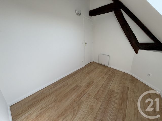 Appartement F3 &agrave; louer - 3 pi&egrave;ces - 37,40 m2 - Pont Ste Maxence - 60 - PICARDIE