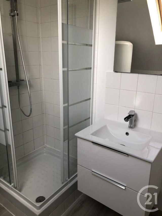 Appartement F3 &agrave; louer - 3 pi&egrave;ces - 34,30 m2 - St Martin Longueau - 60 - PICARDIE