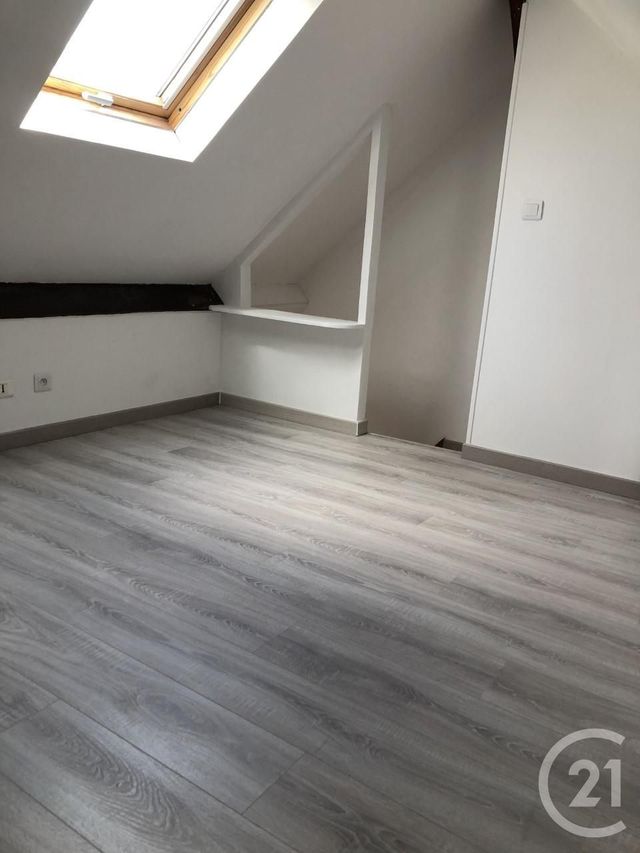 Appartement F3 &agrave; louer - 3 pi&egrave;ces - 34,30 m2 - St Martin Longueau - 60 - PICARDIE