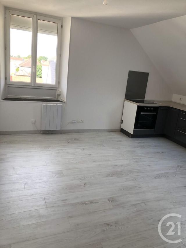 Appartement F3 &agrave; louer - 3 pi&egrave;ces - 34,30 m2 - St Martin Longueau - 60 - PICARDIE