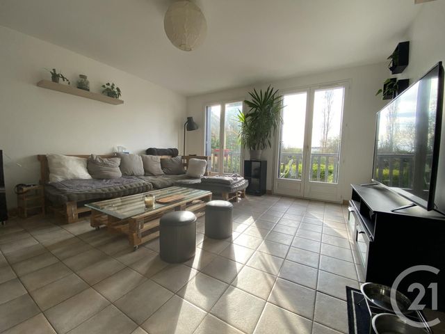 Maison &agrave; louer - 3 pi&egrave;ces - 81,28 m2 - Pont Ste Maxence - 60 - PICARDIE