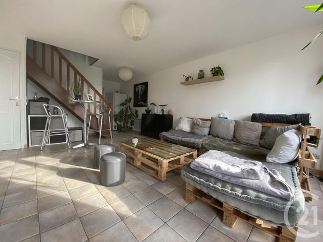 Maison &agrave; louer - 3 pi&egrave;ces - 81,28 m2 - Pont Ste Maxence - 60 - PICARDIE