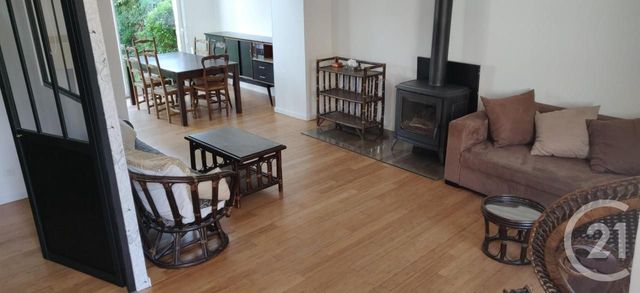 Maison &agrave; louer - 4 pi&egrave;ces - 63,61 m2 - Rieux - 60 - PICARDIE
