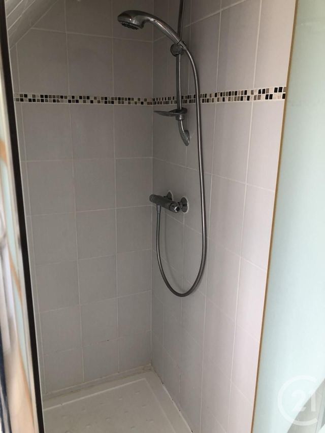 Maison &agrave; louer - 4 pi&egrave;ces - 63,61 m2 - Rieux - 60 - PICARDIE