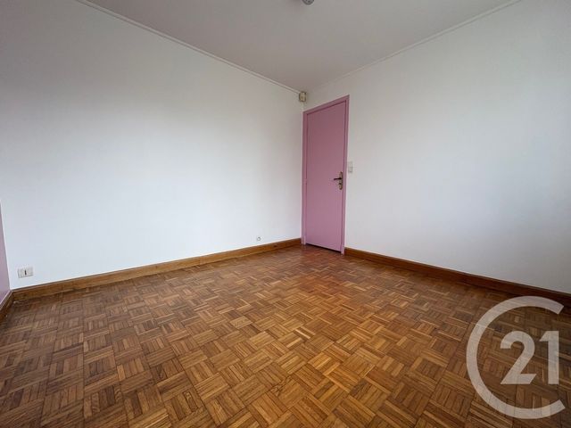 Maison &agrave; louer - 6 pi&egrave;ces - 73,98 m2 - St Martin Longueau - 60 - PICARDIE