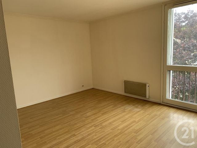 Appartement F1 &agrave; louer - 1 pi&egrave;ce - 30,12 m2 - Pont Ste Maxence - 60 - PICARDIE