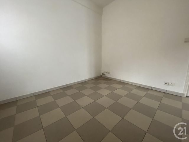 Appartement F2 &agrave; louer - 2 pi&egrave;ces - 31,26 m2 - Pont Ste Maxence - 60 - PICARDIE