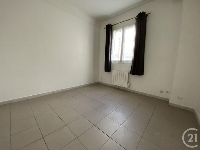 Appartement F2 &agrave; louer - 2 pi&egrave;ces - 31,26 m2 - Pont Ste Maxence - 60 - PICARDIE