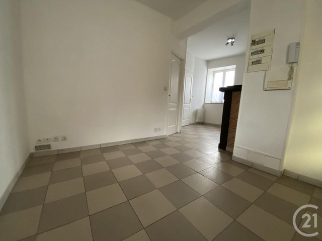 Appartement F2 &agrave; louer - 2 pi&egrave;ces - 31,26 m2 - Pont Ste Maxence - 60 - PICARDIE