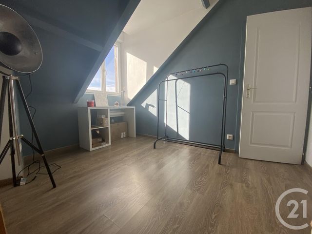 Appartement &agrave; louer - 3 pi&egrave;ces - 47,02 m2 - Pont Ste Maxence - 60 - PICARDIE