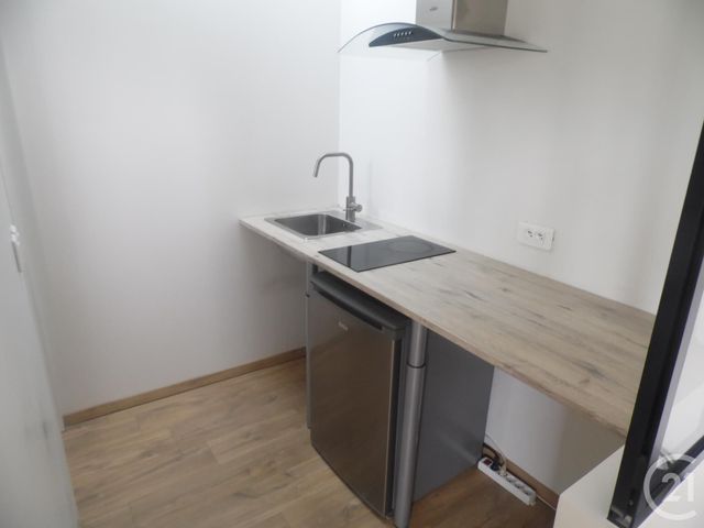 Appartement Studio &agrave; louer - 1 pi&egrave;ce - 16,86 m2 - Lamorlaye - 60 - PICARDIE