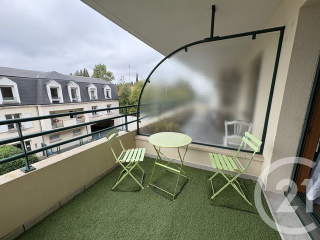 Appartement F3 &agrave; louer - 3 pi&egrave;ces - 67,01 m2 - Compiegne - 60 - PICARDIE
