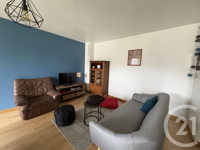 Appartement F3 &agrave; louer - 3 pi&egrave;ces - 67,01 m2 - Compiegne - 60 - PICARDIE