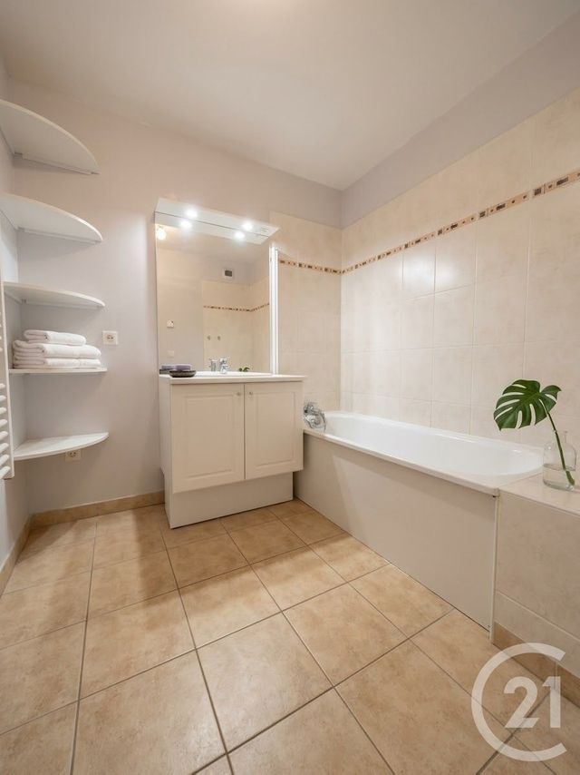 Appartement F3 &agrave; vendre - 3 pi&egrave;ces - 60,86 m2 - Pont Ste Maxence - 60 - PICARDIE