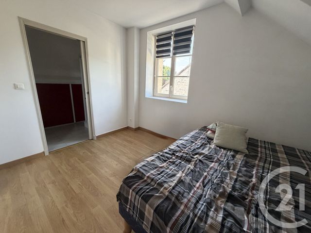 Appartement F2 &agrave; louer - 2 pi&egrave;ces - 28,70 m2 - Verneuil En Halatte - 60 - PICARDIE