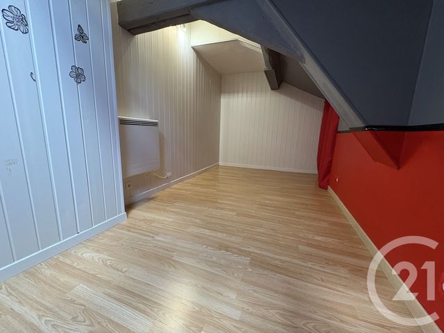 Maison &agrave; louer - 3 pi&egrave;ces - 60,80 m2 - Pont Ste Maxence - 60 - PICARDIE
