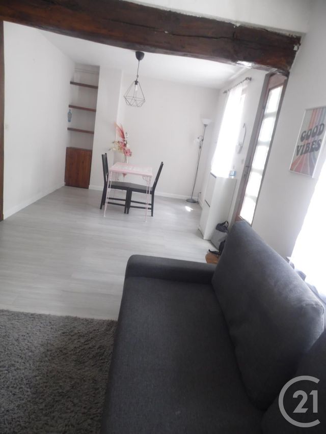 Appartement &agrave; louer - 2 pi&egrave;ces - 43,20 m2 - Pont Ste Maxence - 60 - PICARDIE