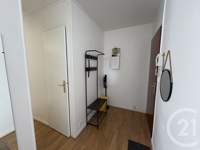 Appartement F1 &agrave; louer - 1 pi&egrave;ce - 30,47 m2 - Pont Ste Maxence - 60 - PICARDIE
