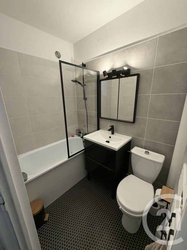 Appartement F1 &agrave; louer - 1 pi&egrave;ce - 30,47 m2 - Pont Ste Maxence - 60 - PICARDIE