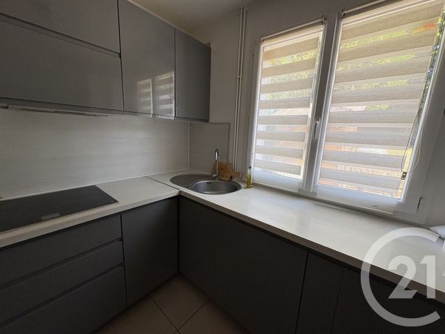 Maison &agrave; vendre - 5 pi&egrave;ces - 84 m2 - Verneuil En Halatte - 60 - PICARDIE