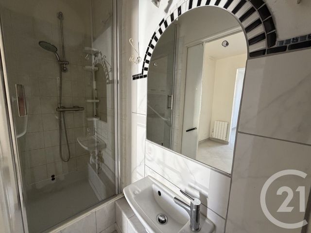 Appartement Studio &agrave; louer - 1 pi&egrave;ce - 25,17 m2 - Pont Ste Maxence - 60 - PICARDIE