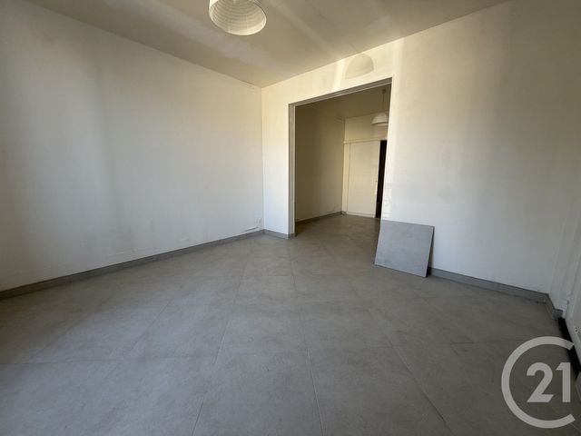 Appartement Studio &agrave; louer - 1 pi&egrave;ce - 25,17 m2 - Pont Ste Maxence - 60 - PICARDIE