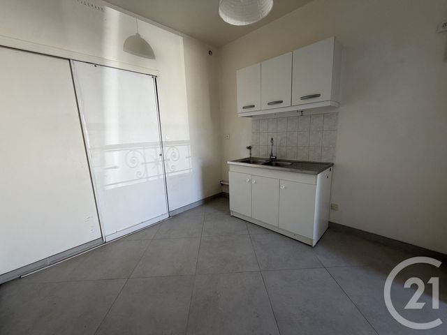 Appartement Studio &agrave; louer - 1 pi&egrave;ce - 25,17 m2 - Pont Ste Maxence - 60 - PICARDIE