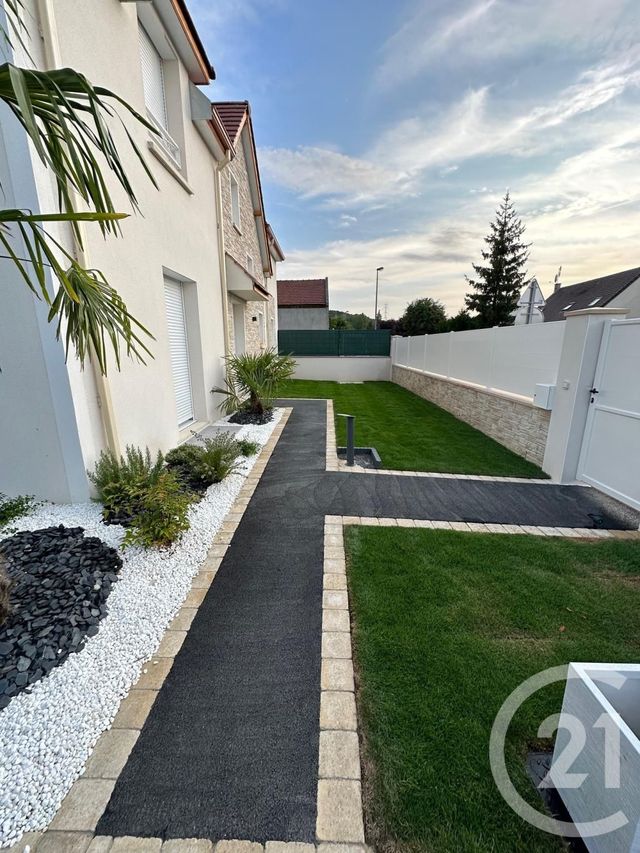 Maison &agrave; louer - 6 pi&egrave;ces - 124,47 m2 - Monceaux - 60 - PICARDIE