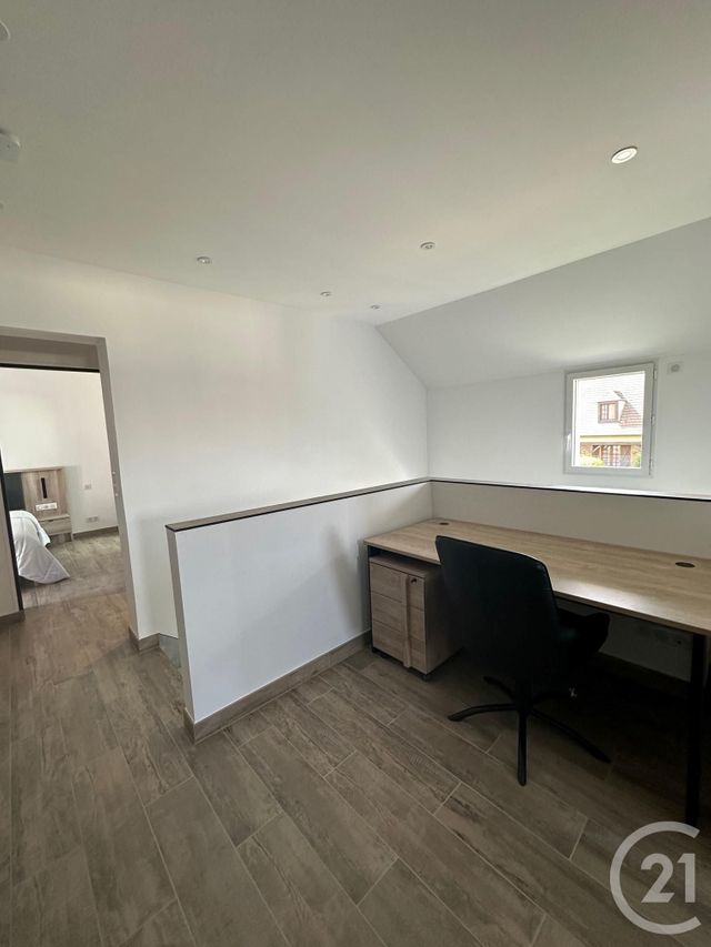 Maison &agrave; louer - 6 pi&egrave;ces - 124,47 m2 - Monceaux - 60 - PICARDIE
