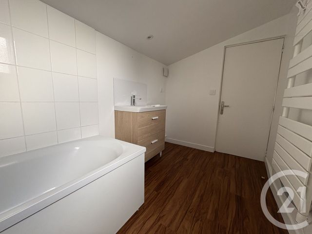 Appartement F3 &agrave; louer - 3 pi&egrave;ces - 45,81 m2 - Pont Ste Maxence - 60 - PICARDIE