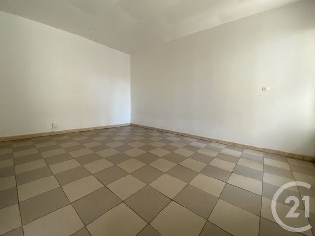Appartement F2 &agrave; louer - 2 pi&egrave;ces - 40,76 m2 - Pont Ste Maxence - 60 - PICARDIE