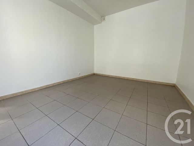 Appartement F2 &agrave; louer - 2 pi&egrave;ces - 40,76 m2 - Pont Ste Maxence - 60 - PICARDIE