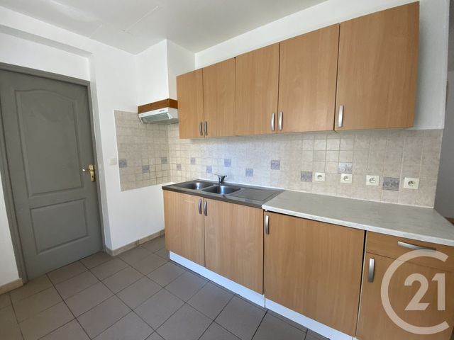 Appartement F2 &agrave; louer - 2 pi&egrave;ces - 40,76 m2 - Pont Ste Maxence - 60 - PICARDIE