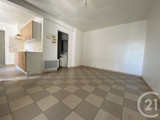 Appartement F2 &agrave; louer - 2 pi&egrave;ces - 40,76 m2 - Pont Ste Maxence - 60 - PICARDIE