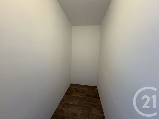 Appartement F2 &agrave; louer - 2 pi&egrave;ces - 43,70 m2 - Pont Ste Maxence - 60 - PICARDIE