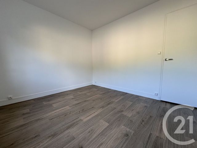 Appartement F2 &agrave; louer - 2 pi&egrave;ces - 43,70 m2 - Pont Ste Maxence - 60 - PICARDIE