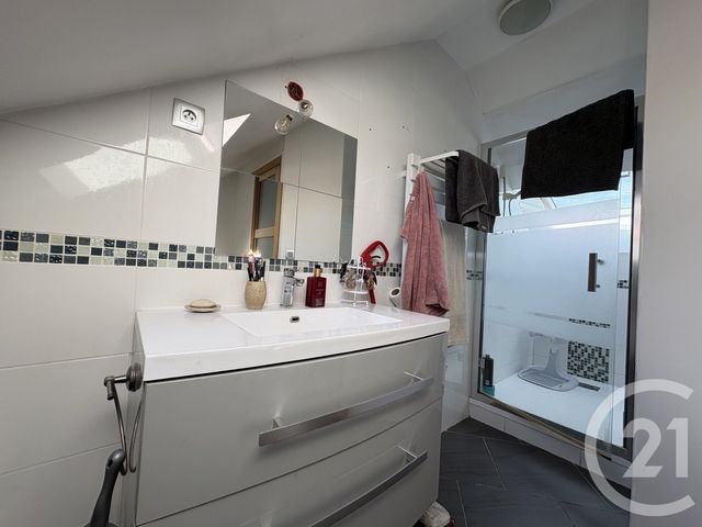 Appartement &agrave; vendre - 3 pi&egrave;ces - 73,91 m2 - Nogent Sur Oise - 60 - PICARDIE