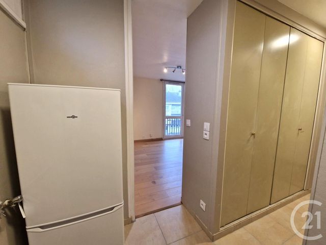 Appartement F1 &agrave; louer - 1 pi&egrave;ce - 31,32 m2 - Pont Ste Maxence - 60 - PICARDIE