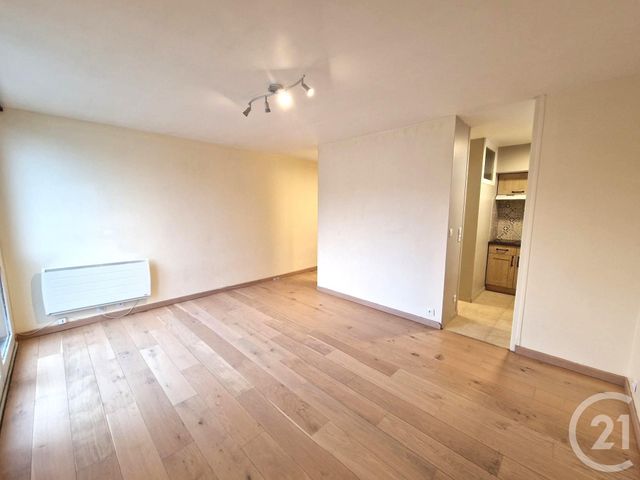 Appartement F1 &agrave; louer - 1 pi&egrave;ce - 31,32 m2 - Pont Ste Maxence - 60 - PICARDIE