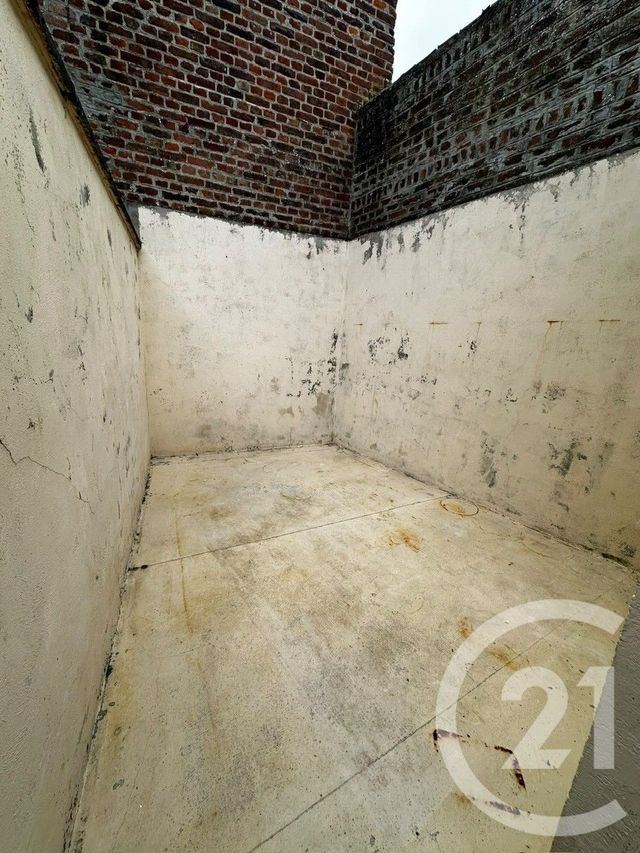 Appartement &agrave; louer - 2 pi&egrave;ces - 49 m2 - St Quentin - 02 - PICARDIE