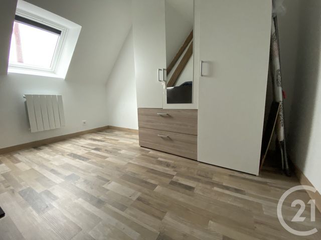 Maison &agrave; louer - 4 pi&egrave;ces - 51,64 m2 - St Martin Longueau - 60 - PICARDIE
