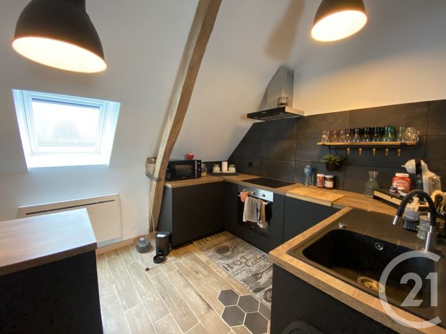 Maison &agrave; louer - 4 pi&egrave;ces - 51,64 m2 - St Martin Longueau - 60 - PICARDIE