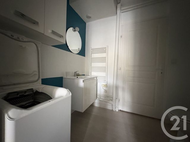 Appartement F2 &agrave; louer - 2 pi&egrave;ces - 42,66 m2 - Pont Ste Maxence - 60 - PICARDIE