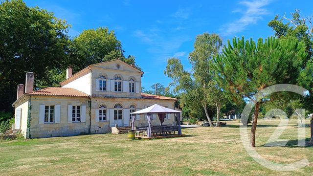 Maison à vendre - 7 pièces - 253,70 m2 - St Vivien De Medoc - 33 - AQUITAINE